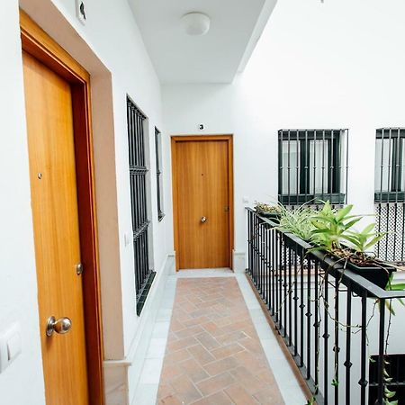 Bright Duplex W/ Terrace Lägenhet Sevilla Exteriör bild