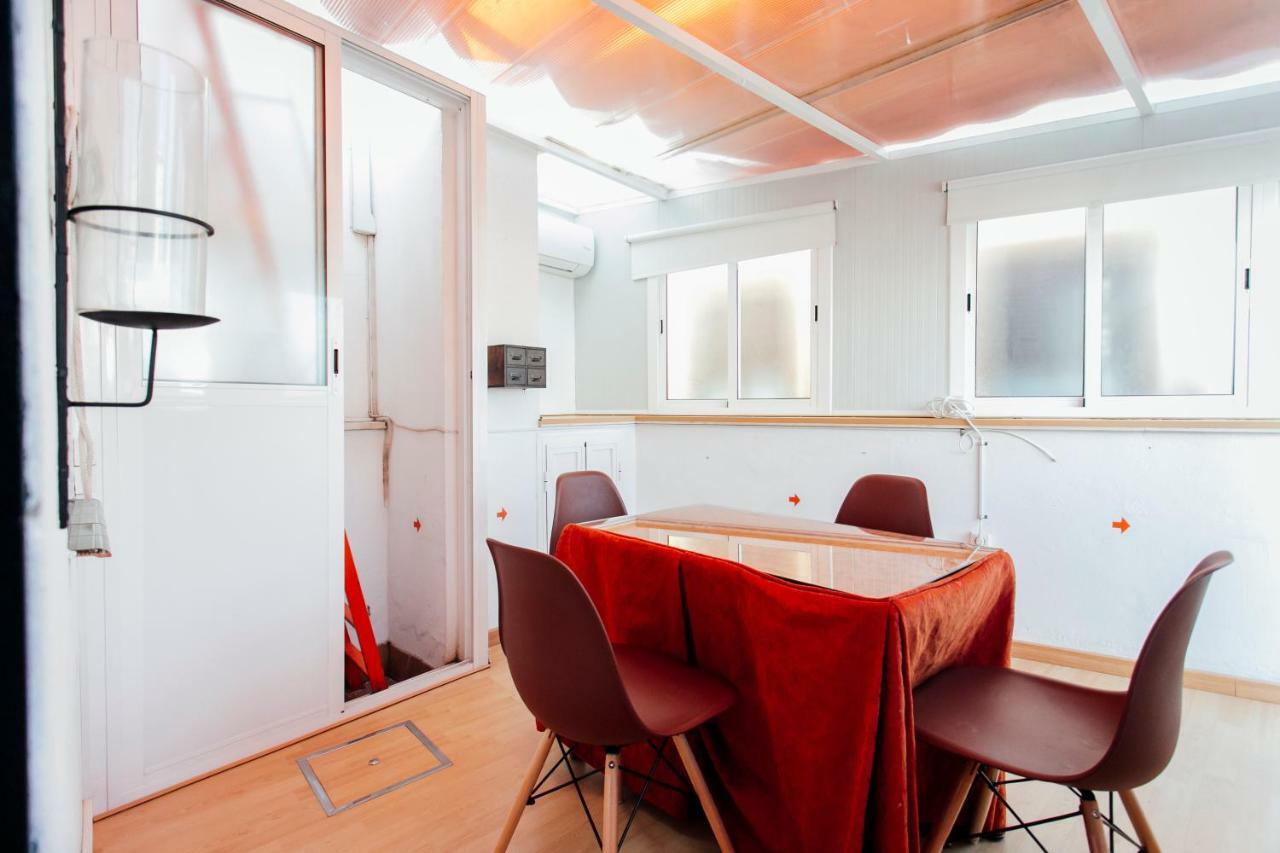 Bright Duplex W/ Terrace Lägenhet Sevilla Exteriör bild